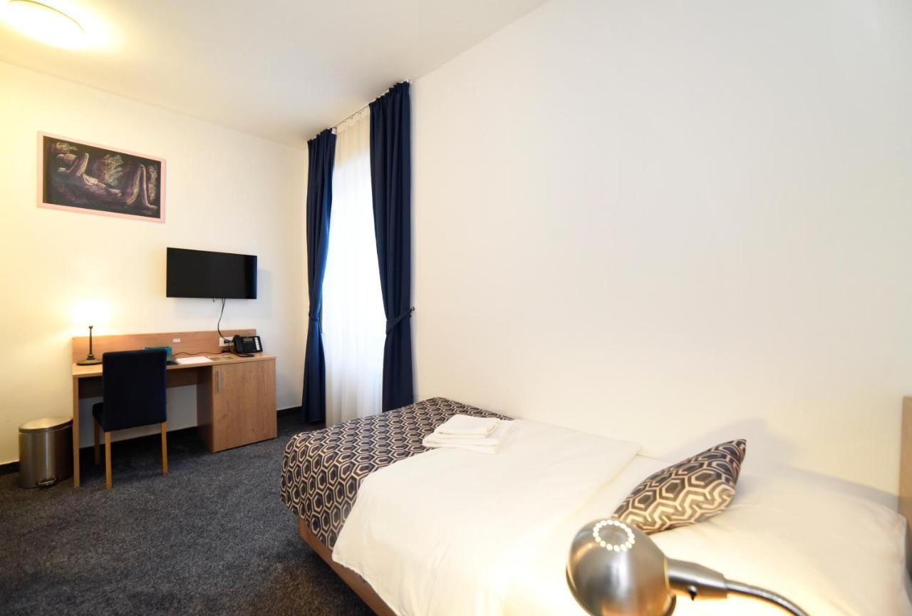 Hotel Orient 3*