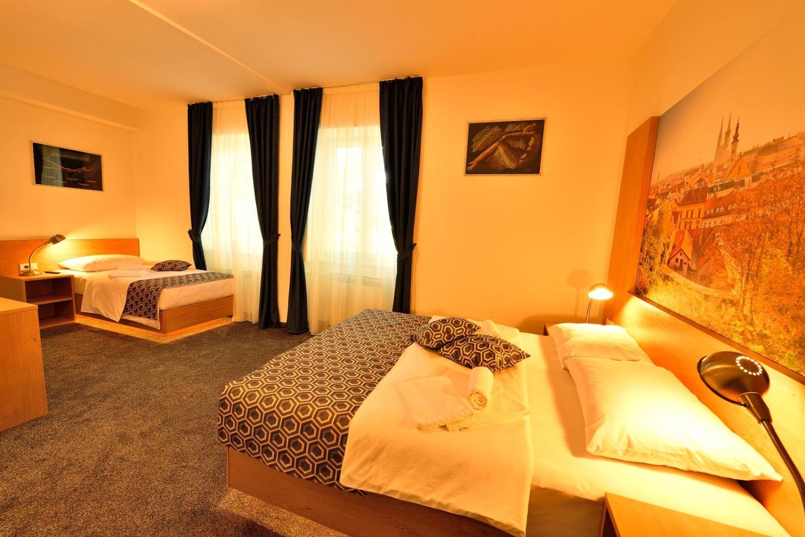 Orient Hotel