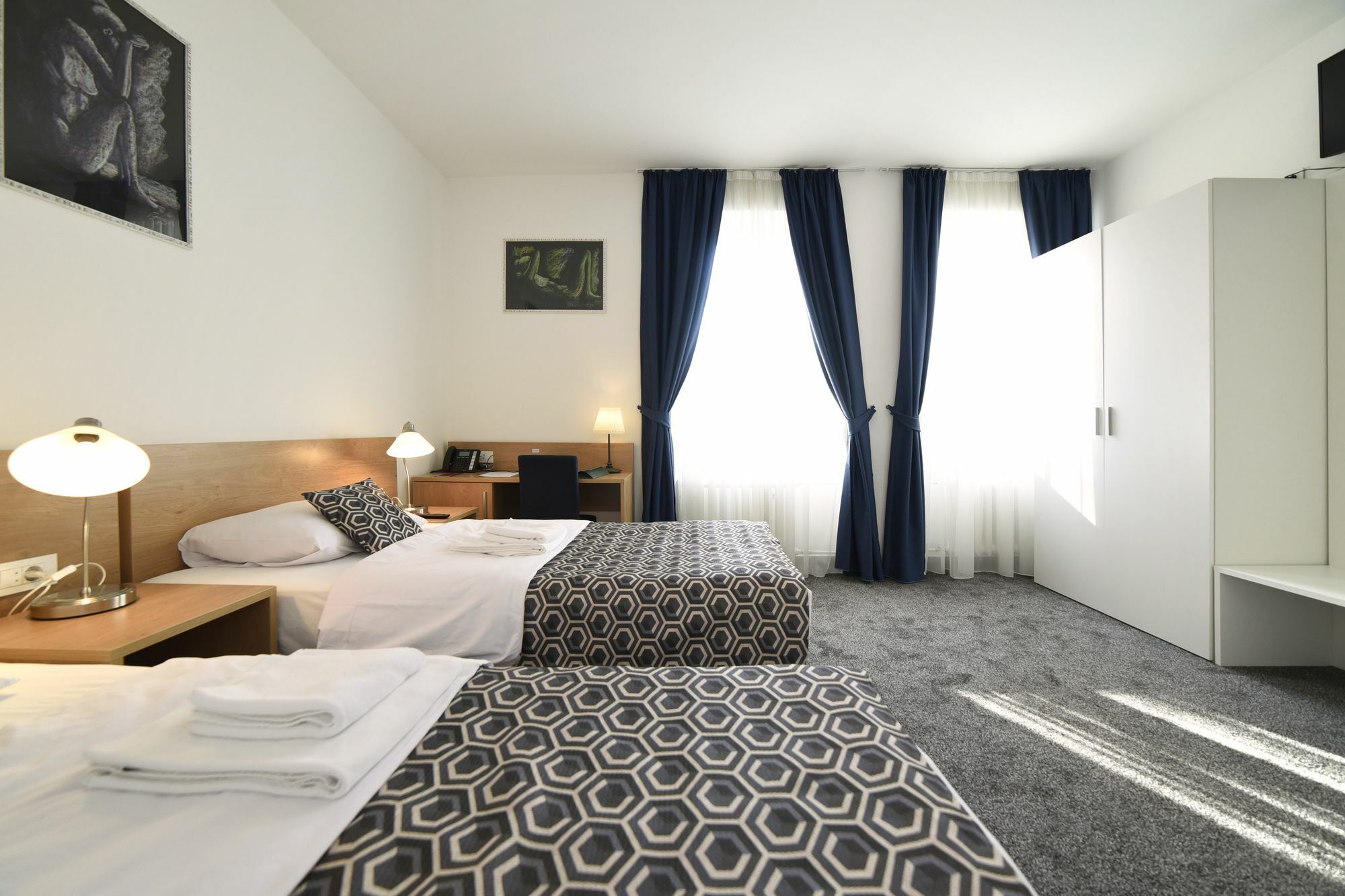 Orient Hotel 3*